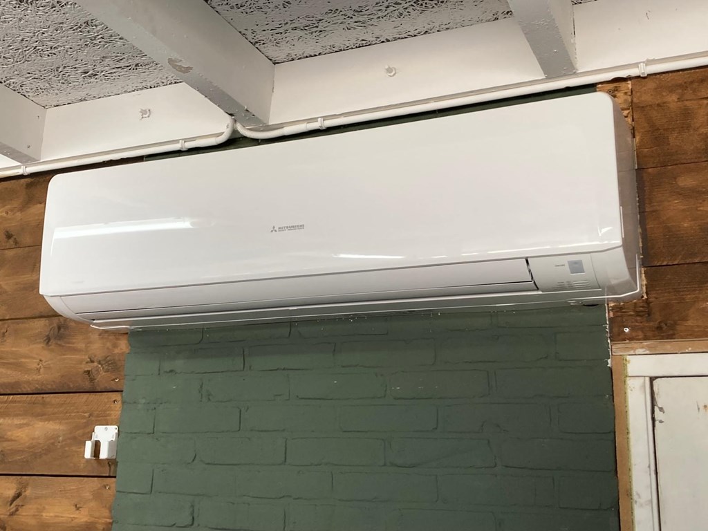 WhatsApp Image 2025-04-09 at 14.33.16 (1).jpeg